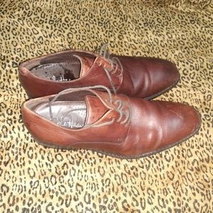 Cole Haan 8.5 men's dress shoes